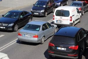 Gdzie najlepiej uczą jeździć? Prawo jazdy Sosnowiec – ranking kursów