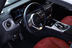 Przemień swoje auto: Kompletny przewodnik po chiptuningu z HP Factory